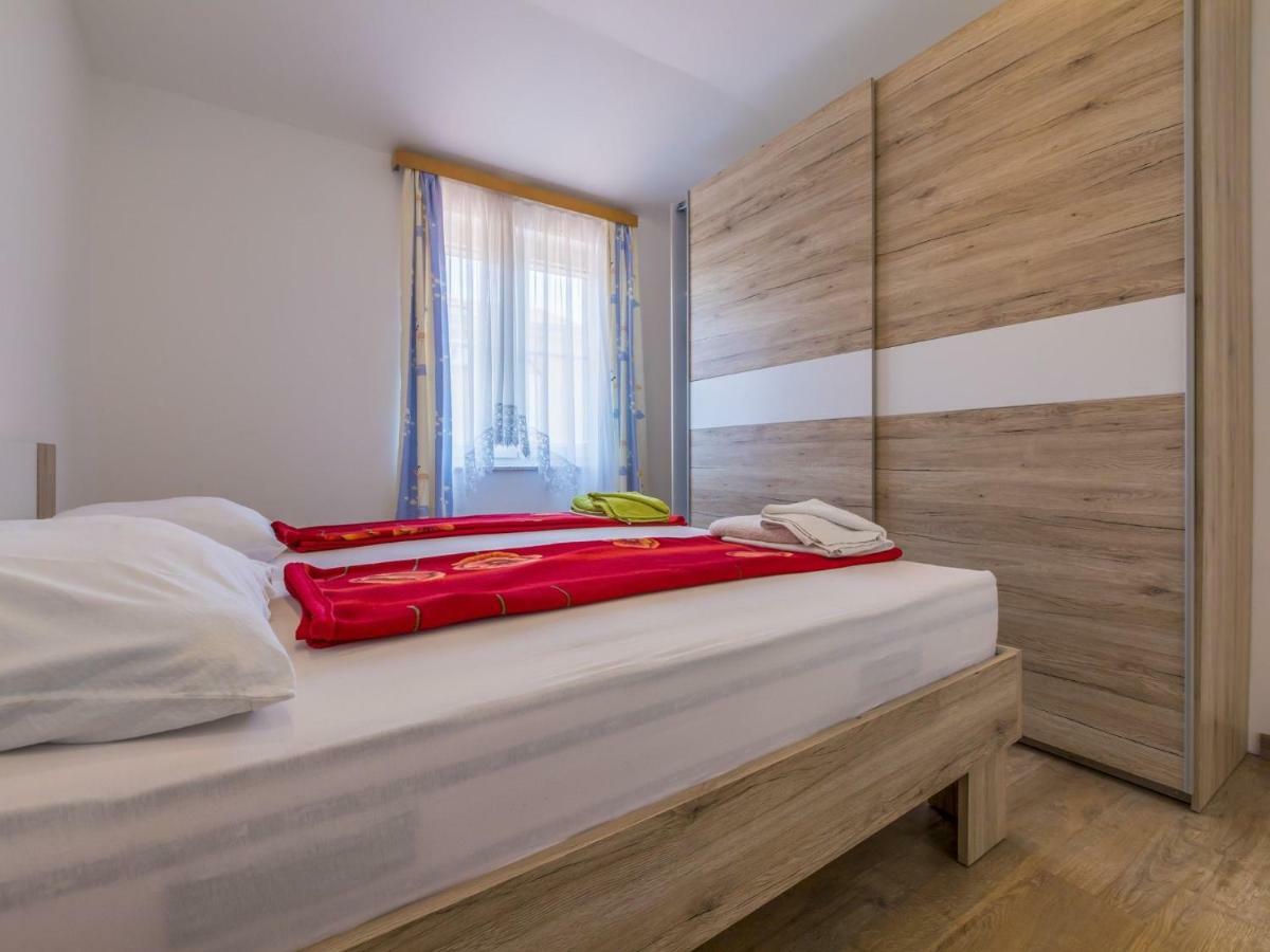 Apartments Frutis Jadranovo Eksteriør bilde