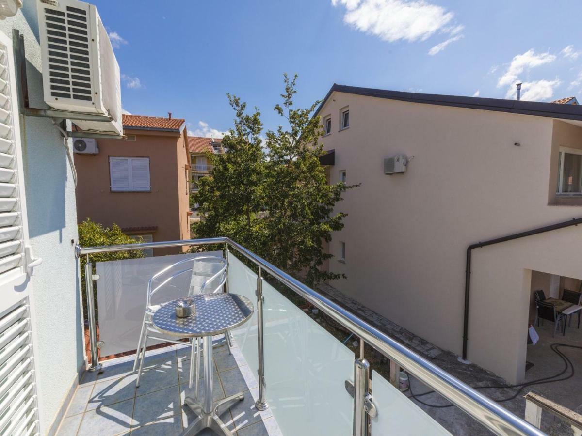 Apartments Frutis Jadranovo Eksteriør bilde